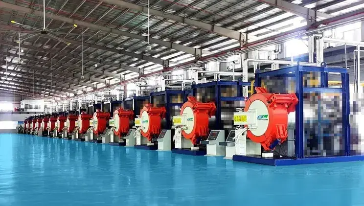 How Mature Is SCF Autoclave Supercritical Foaming for Footwear Midsole Materials yate news 2026.7.10 4